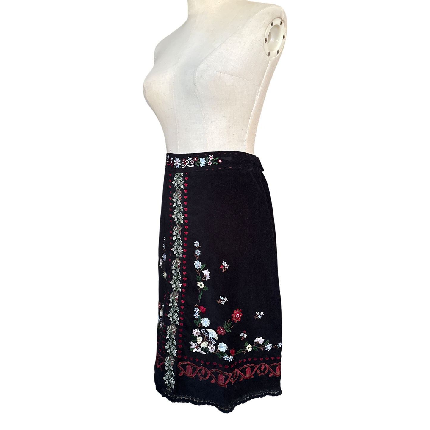 Vintage Velvet Heart Embroidered Mini Skirt