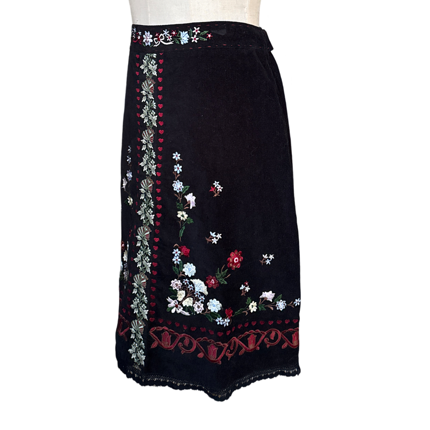 Vintage Velvet Heart Embroidered Mini Skirt