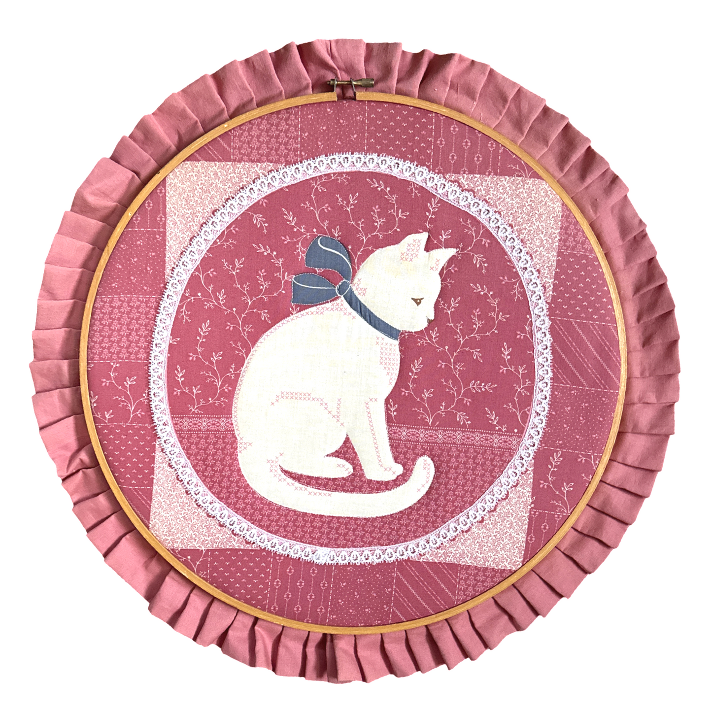 Vintage Quilted Cat Wall Hang