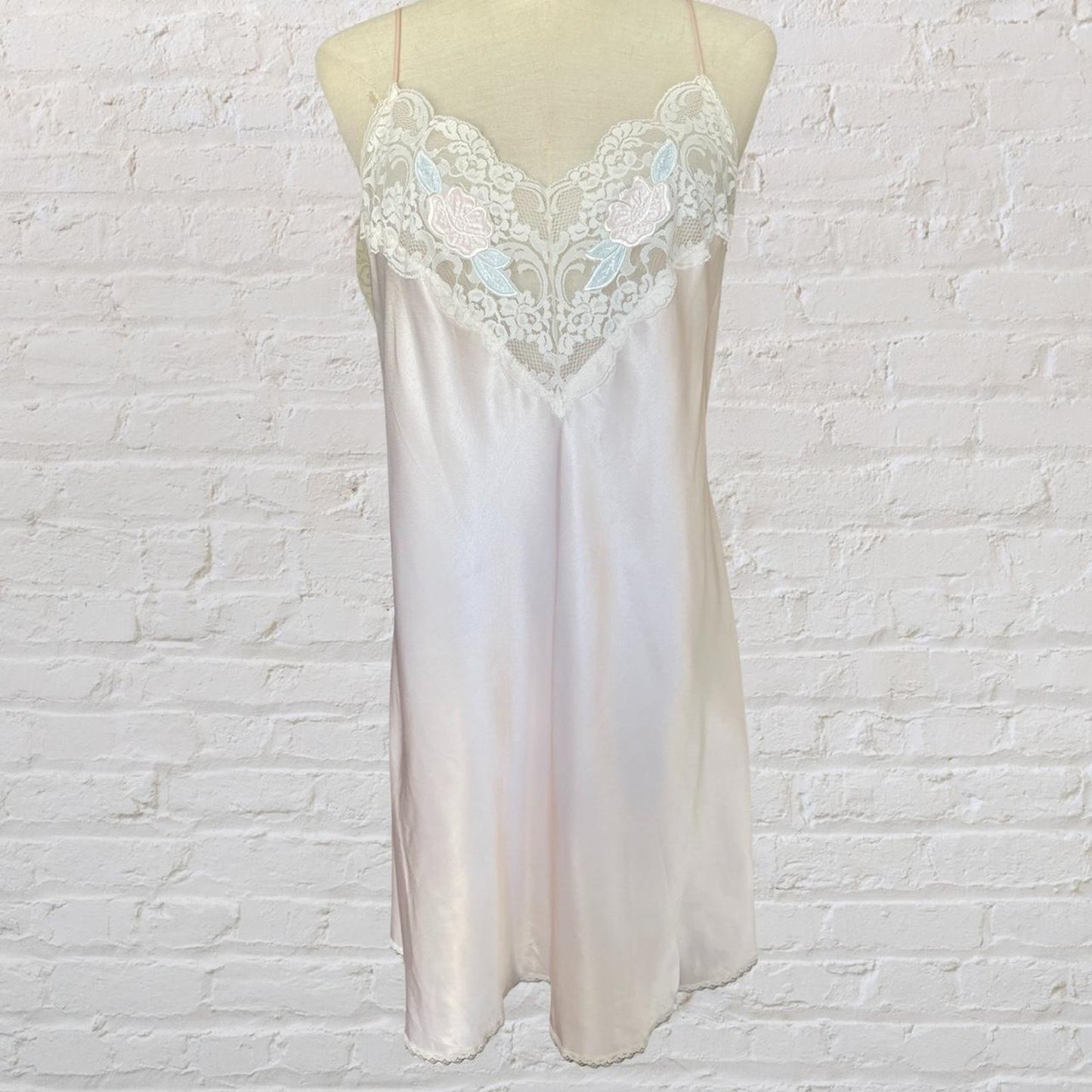 Vintage 90s Floral Lace Slip Dress Halsey Vintage Vintage 90s Floral Lace Slip Dress Halsey Vintage