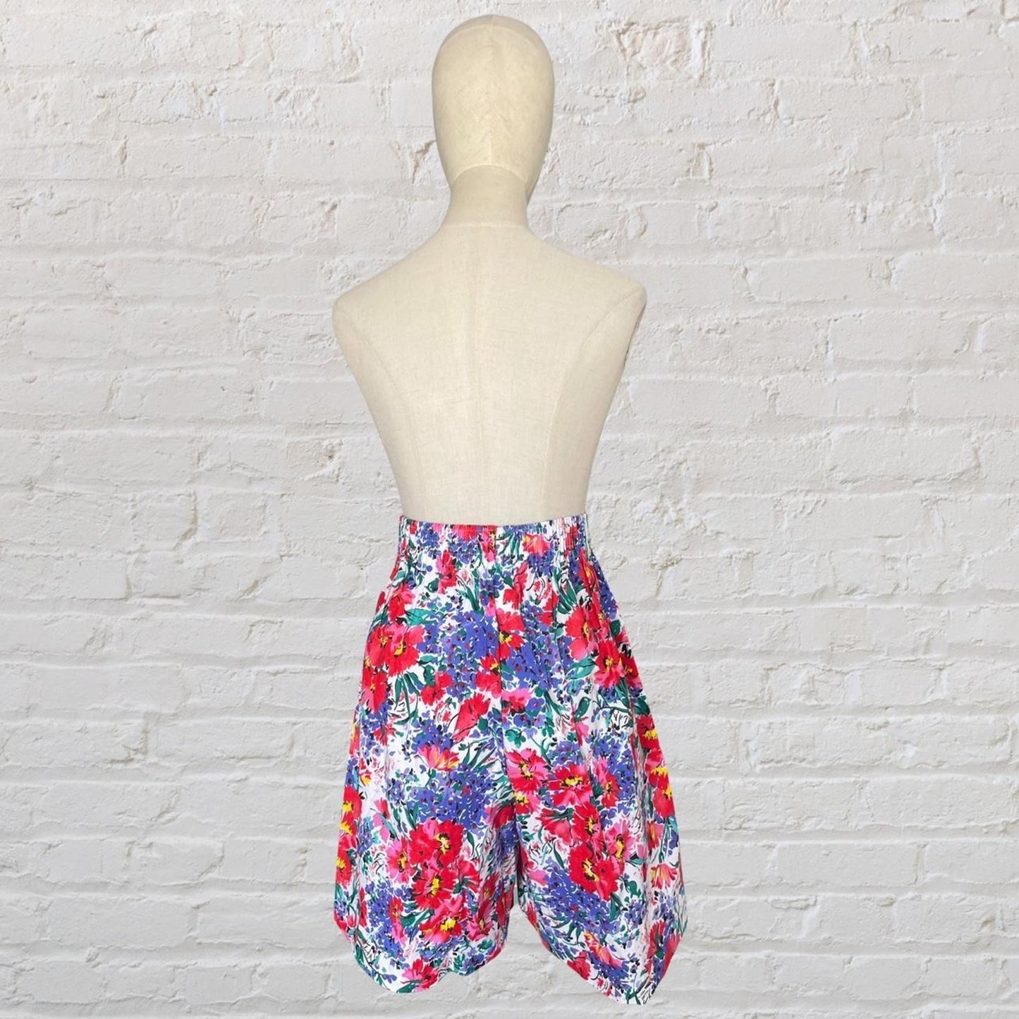 Vintage 90s Floral Printed Shorts